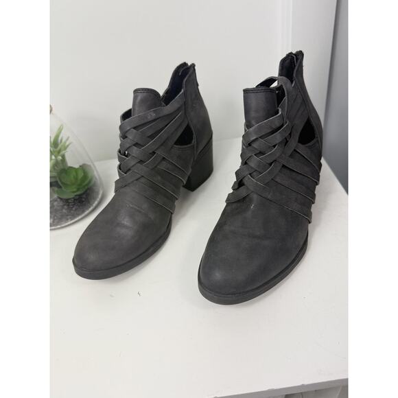 Cute Womens Boots Size 7 - Picture 2 of 6